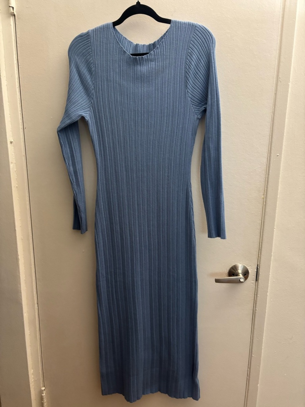 Ribbed Long-Sleeve Maxi Dress